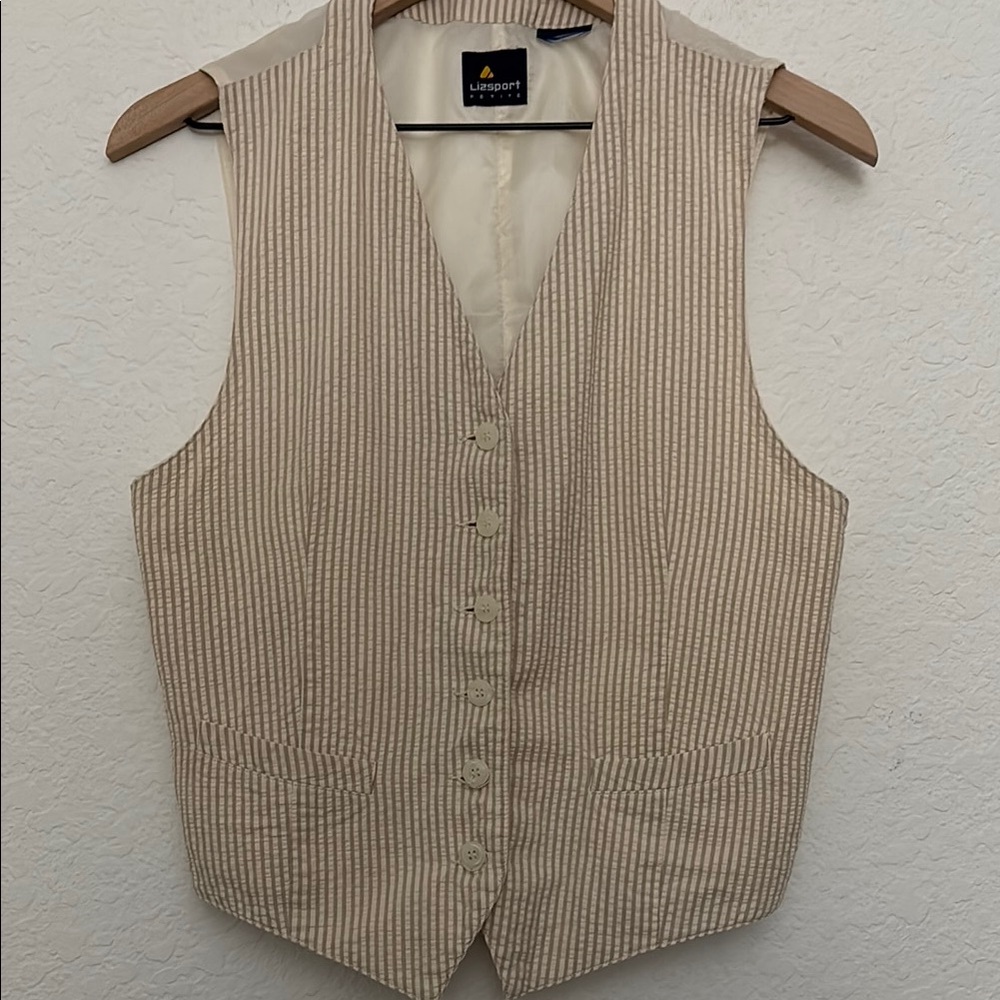 Lizsport seersucker beige and white vest petite medium / large